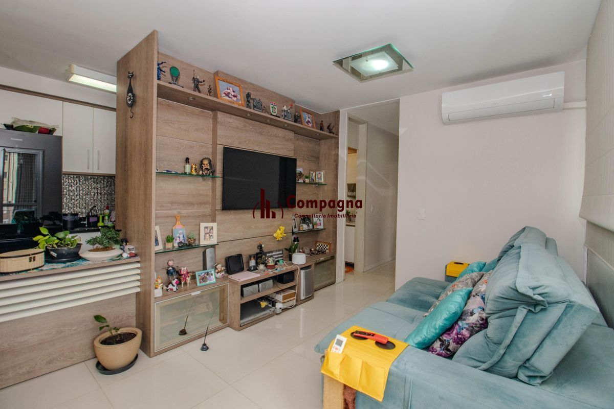 Apartamento com 67m², 3 dormitórios com vaga de garagem no bairro Morro Santana — foto 2