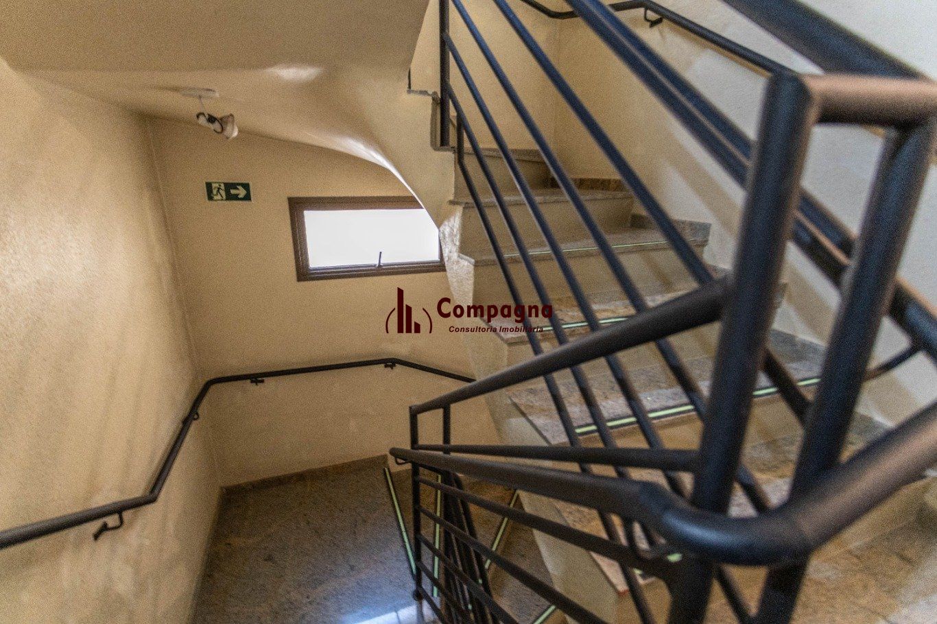 Apartamento com 2 dormitórios (1 suíte) e 1 vaga no Bairro Bela Vista — foto 5