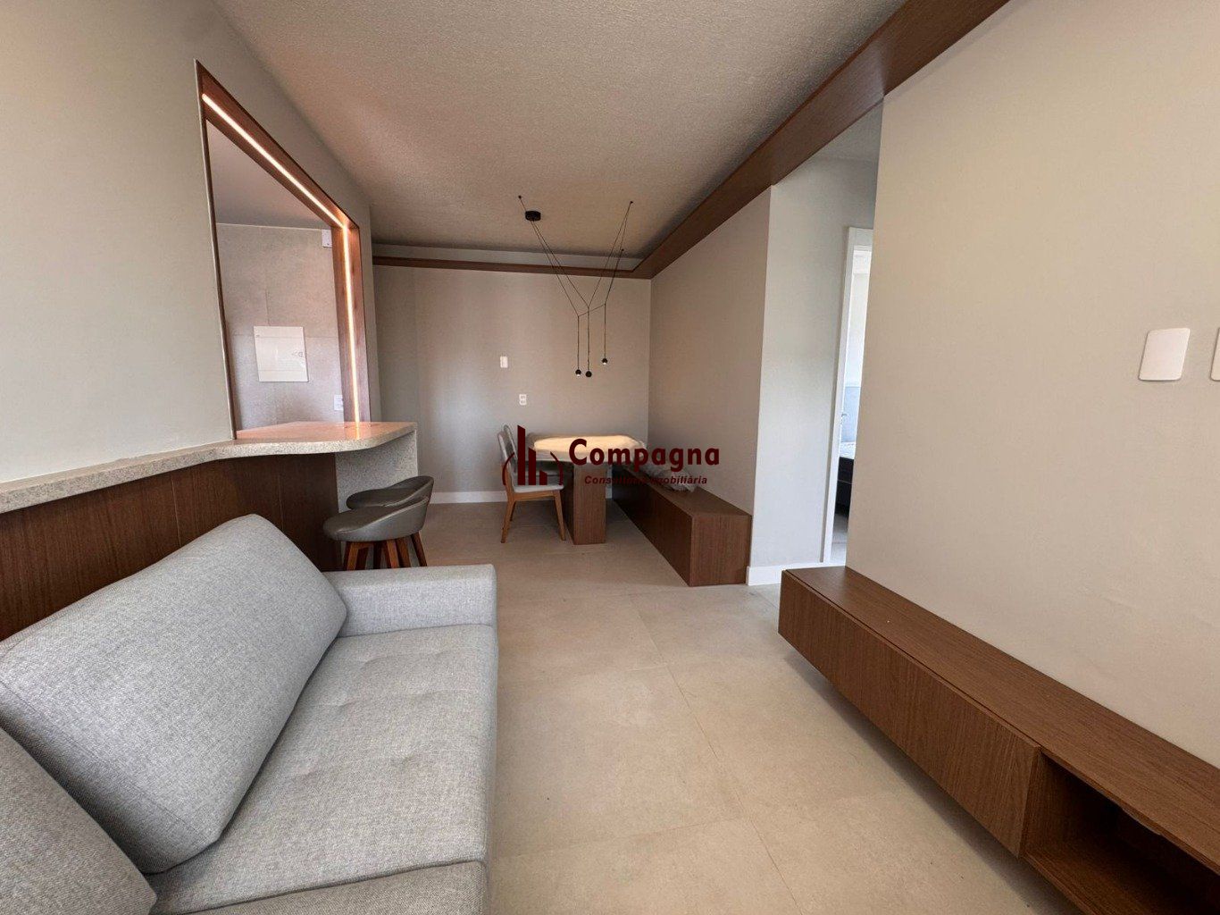 Apartamento de 2 dormitórios, elevador e 1 vaga de garagem em Canoas. — foto 3