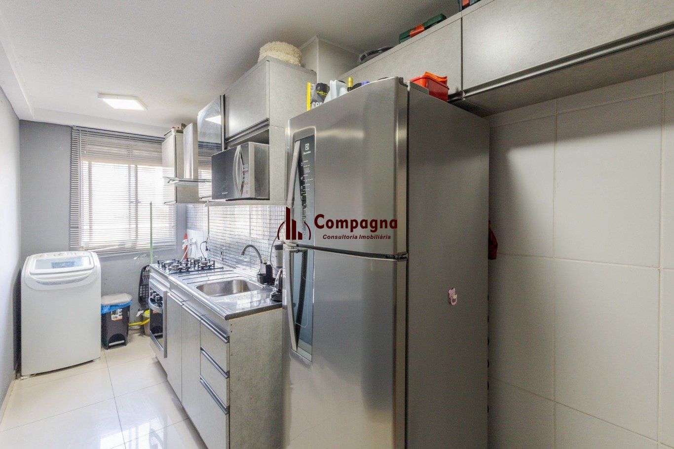 Apartamento semi mobiliado 2 quartos e 1 vaga no bairro Sarandi — foto 5