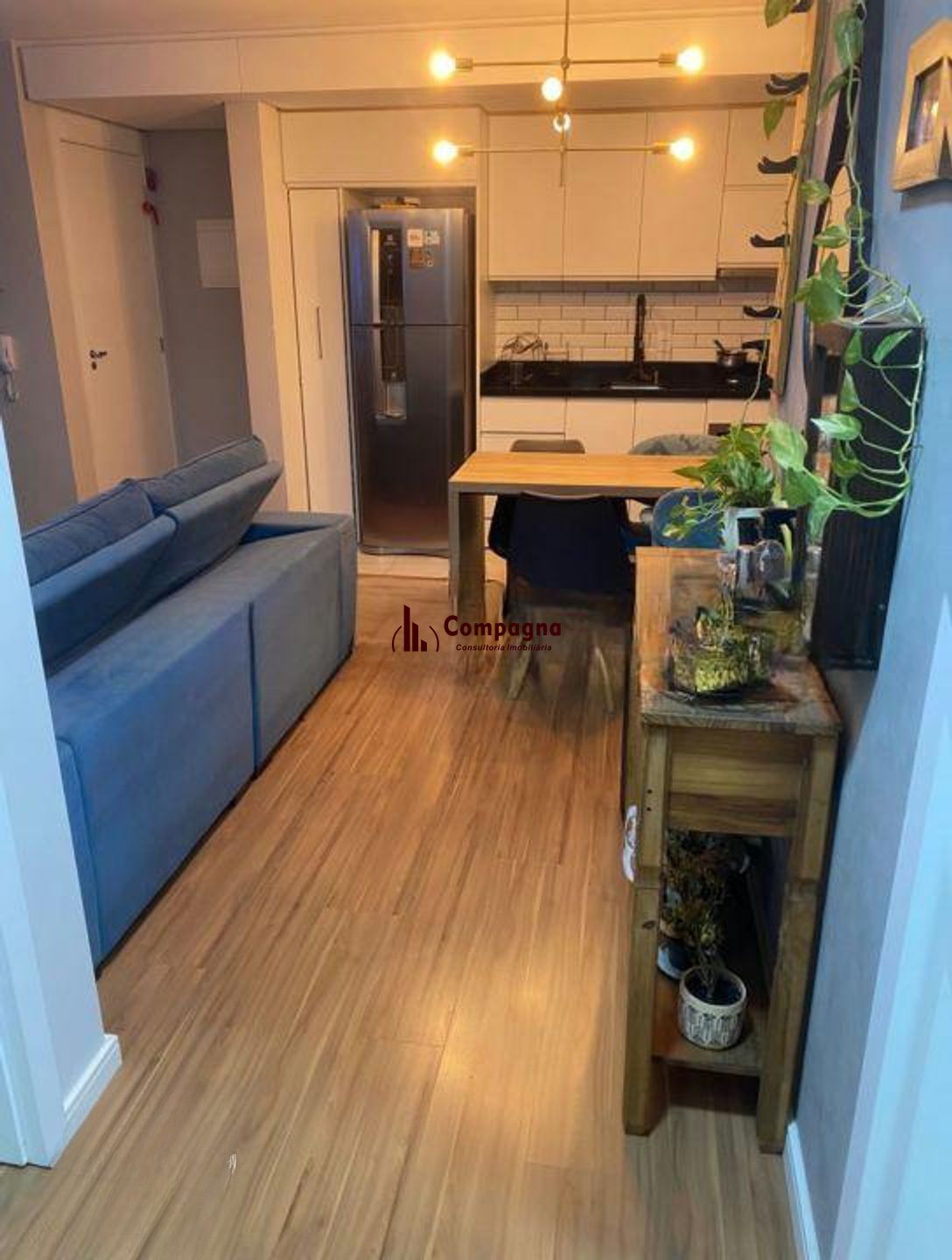 Apartamento de e dormitórios, elevador e 1 vaga de garagem em Canoas. — foto 2