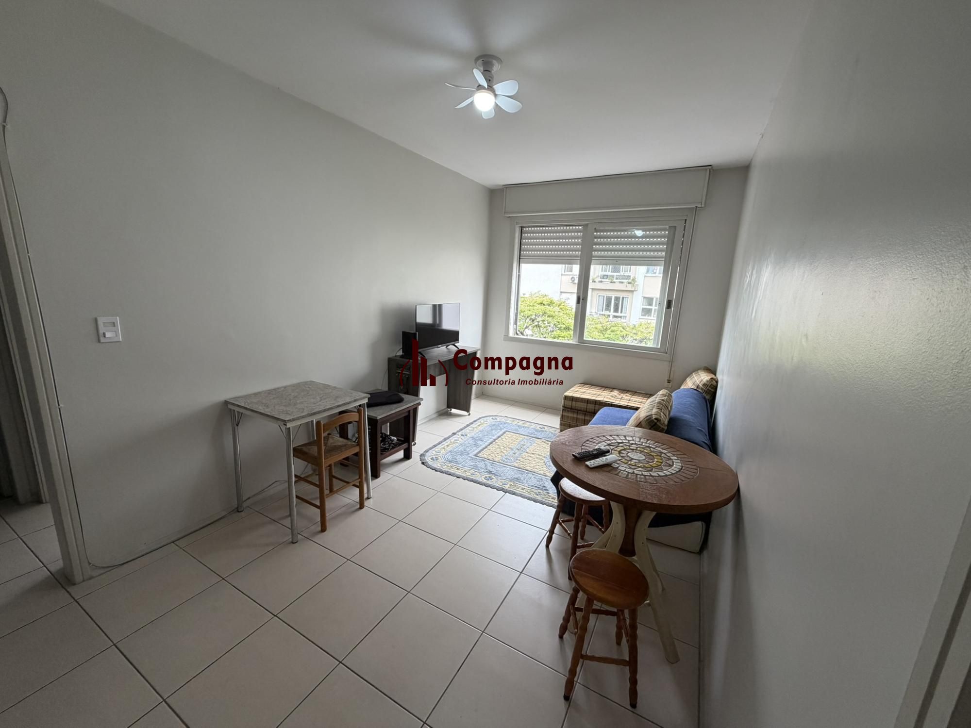 Apartamento 1 dormitório na rua Irmão José Otão, Independência