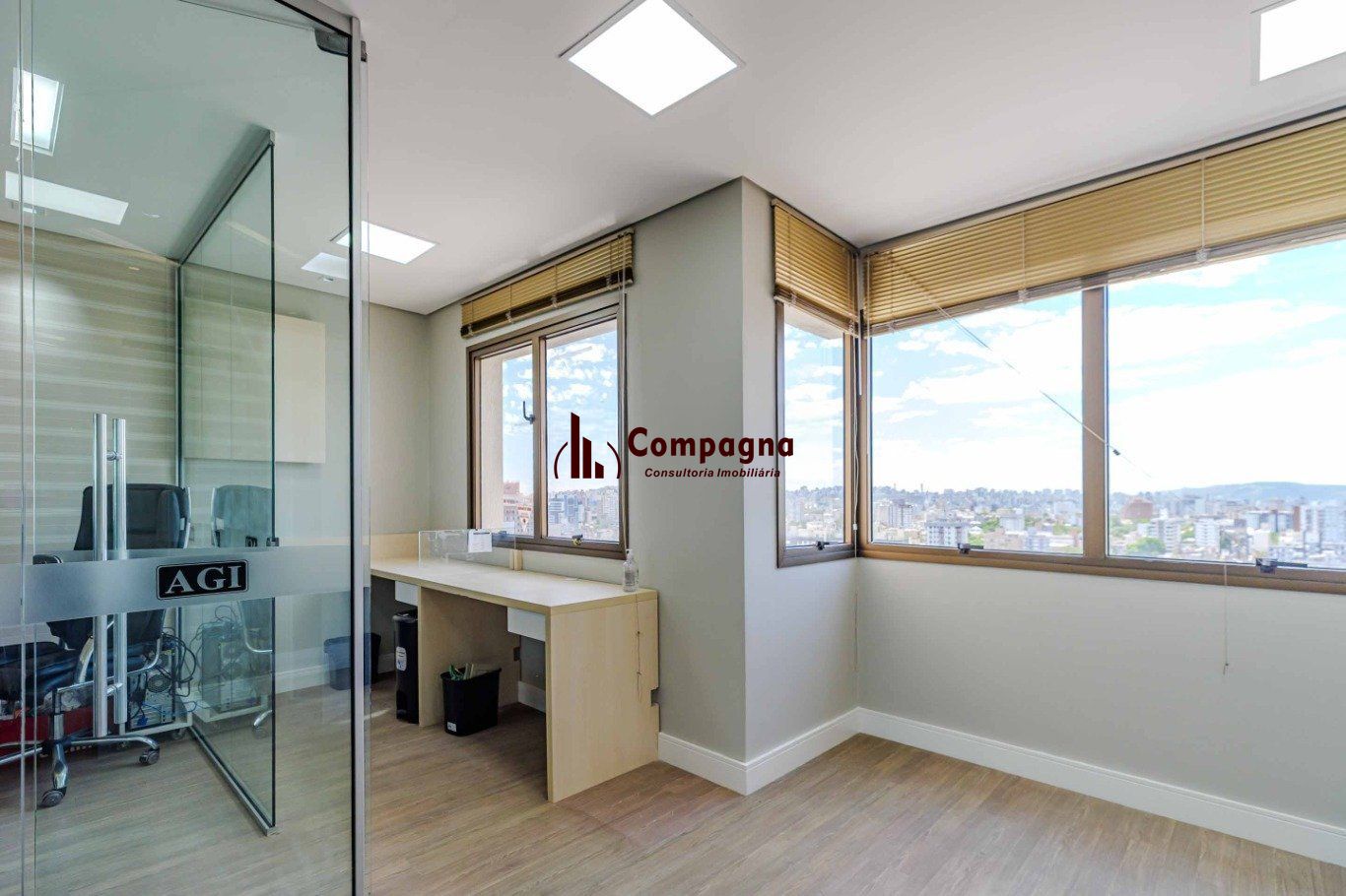 Sala comercial, 2 vagas, elevador e restaurante no bairro Praia de Belas — foto 5