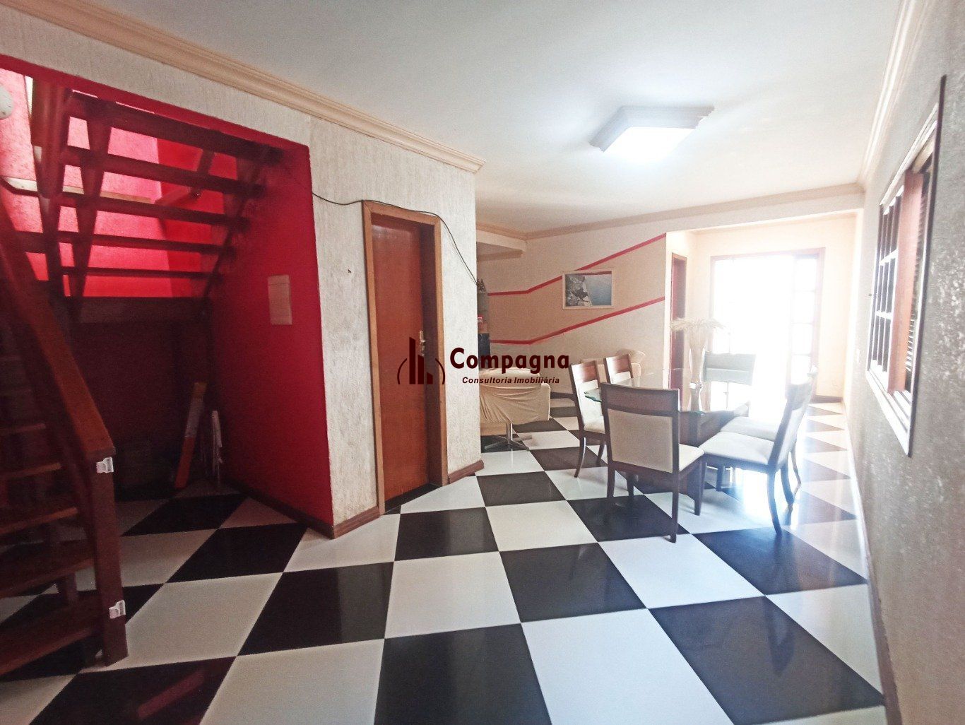 Casa de 3 dormitórios e 2 vagas de Garagem em Canoas. — foto 4