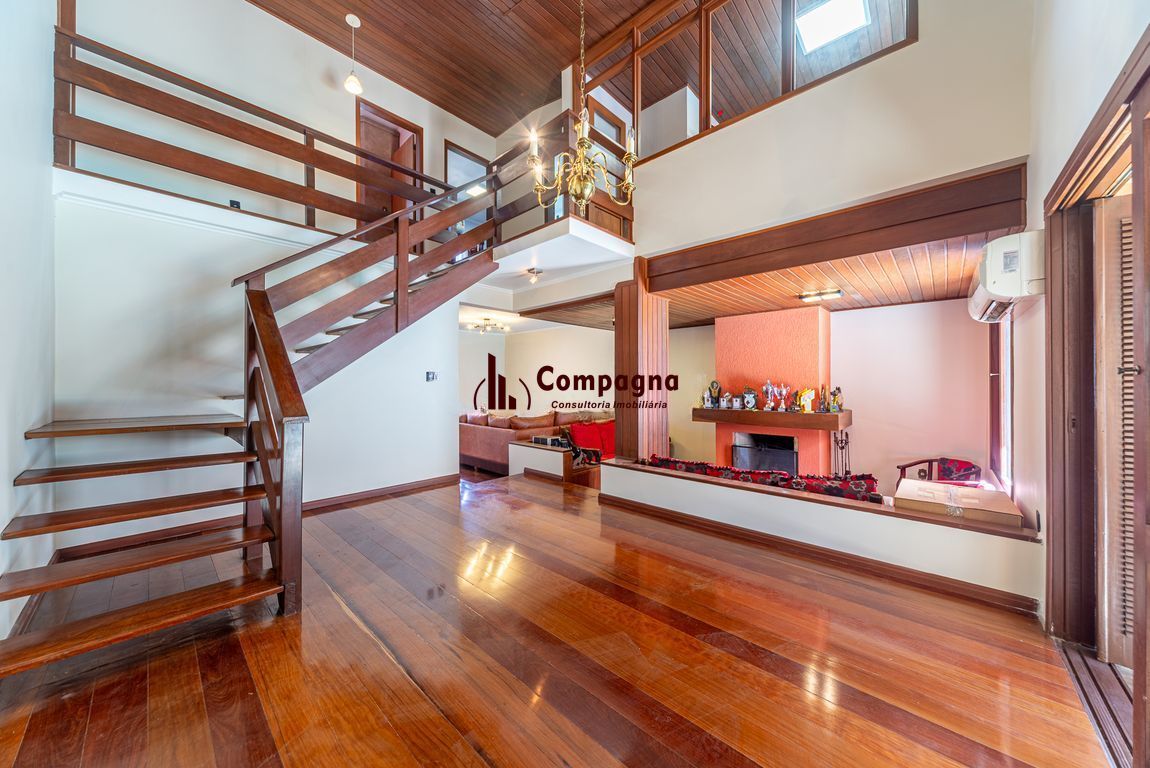 Casa com 4 quartos, piscina, vaga, churrasqueira e Sacada no bairro Jardim Itu — foto 4