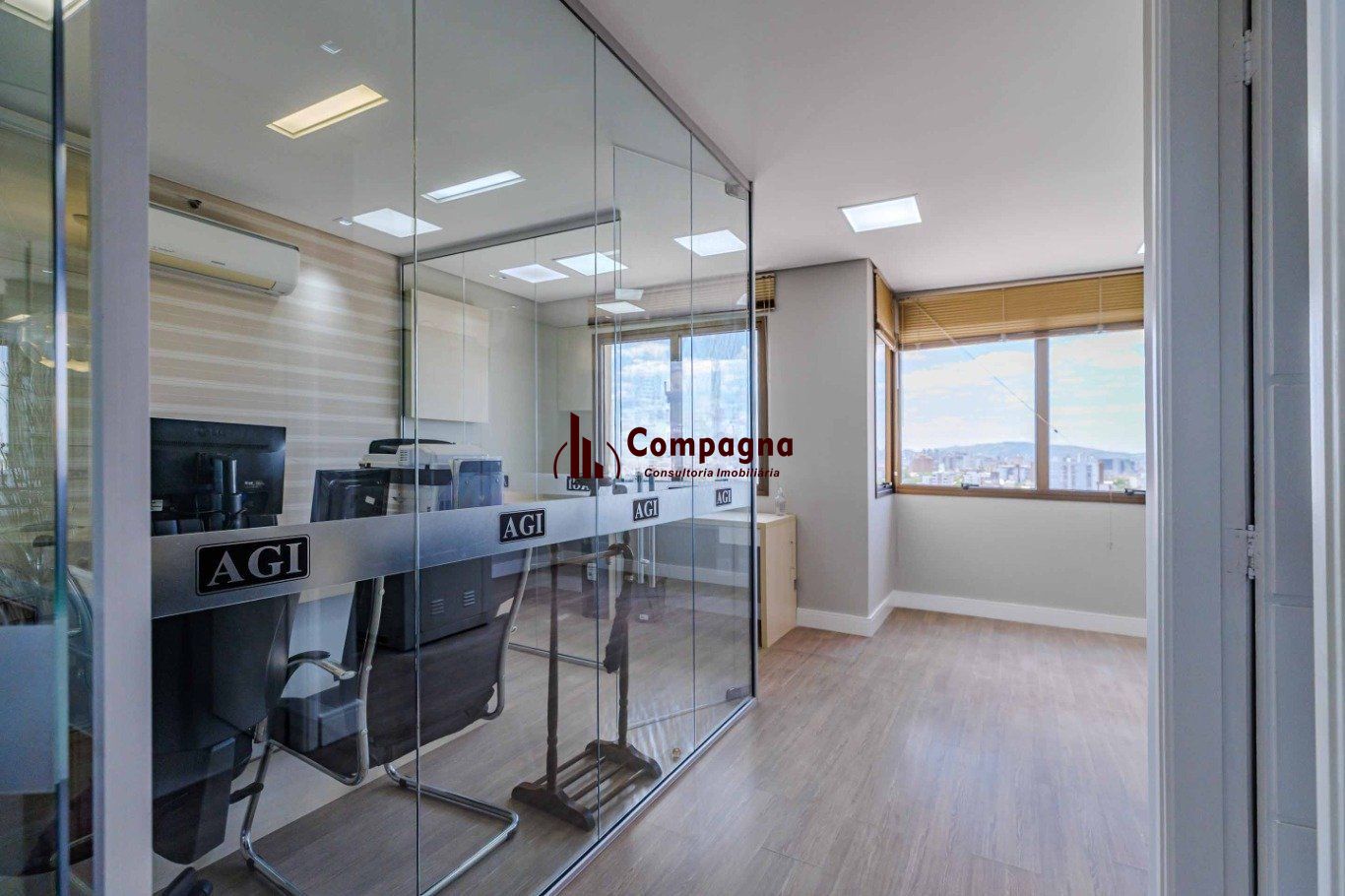 Sala comercial, 2 vagas, elevador e restaurante no bairro Praia de Belas — foto 3