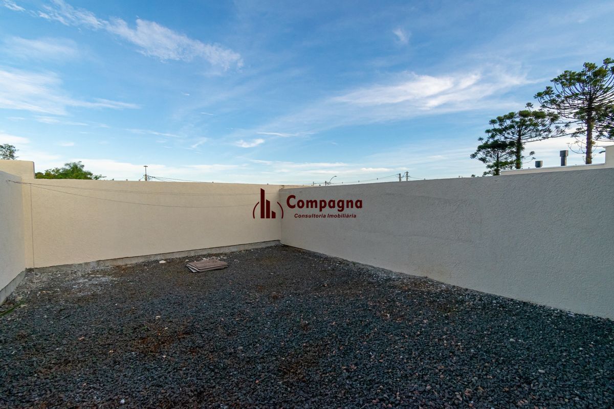 Casa 2 Dormitórios no Villaggio Blu, Pátio, 2 Vagas, Semi-Nova em Cachoeirinha — foto 5