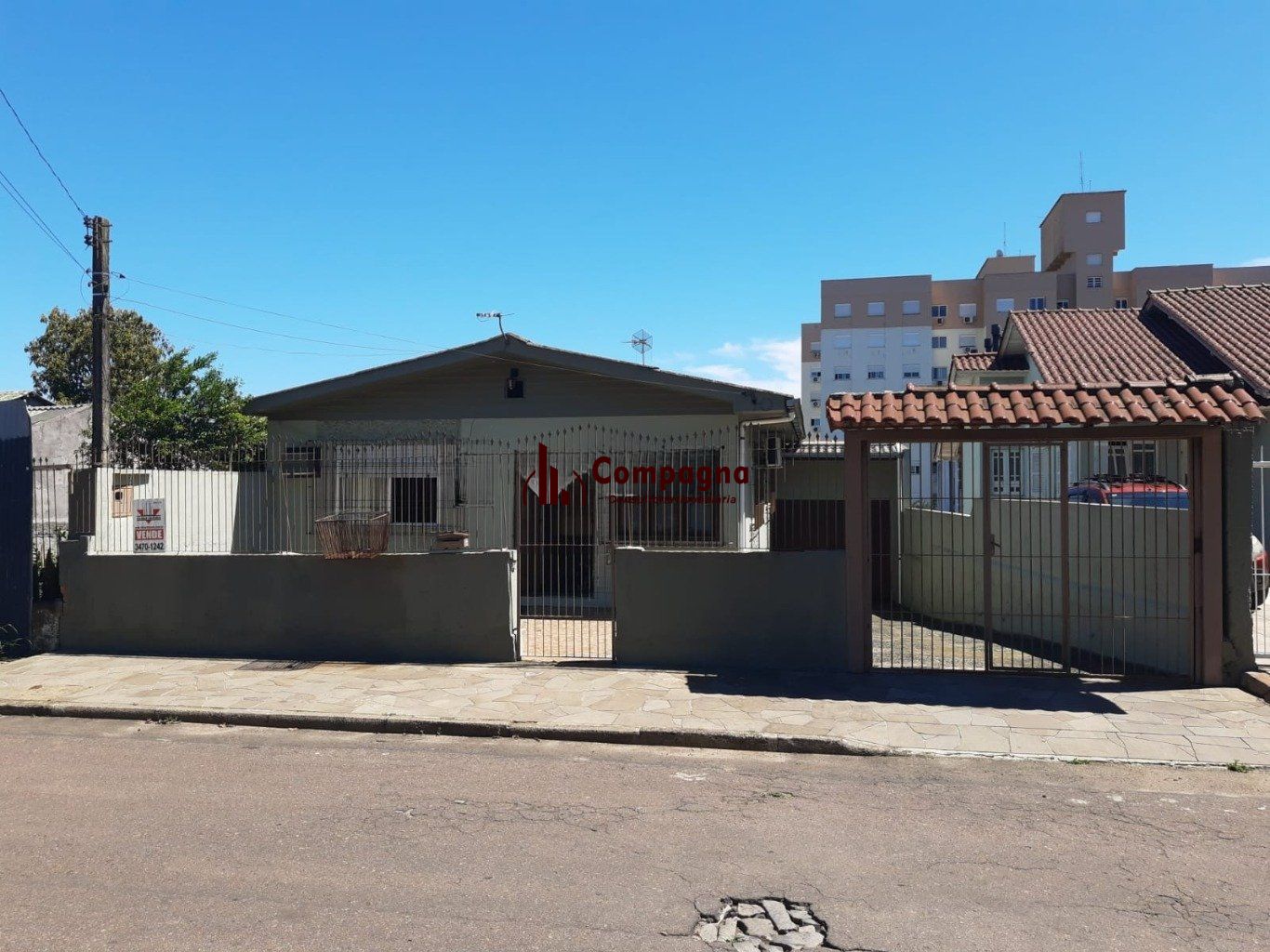 Casa com 3 quartos e 2 vagas de garagem coberta em Cachoerinha. — foto 2