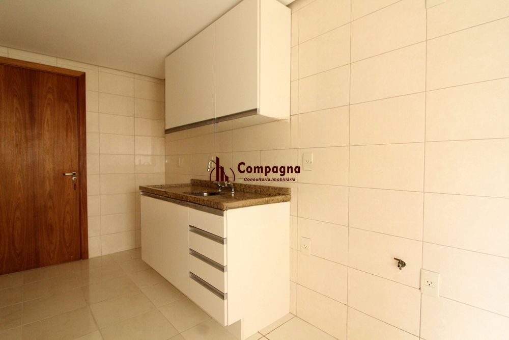 Apartamento com 2 quartos, 1 suíte e 1 vaga e elevador no Bairro Bom Fim. — foto 5