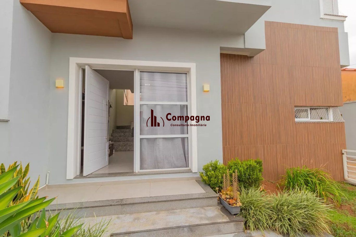 Casa de 3 dormitórios e 3 vagas de garagem em Canoas. — foto 3