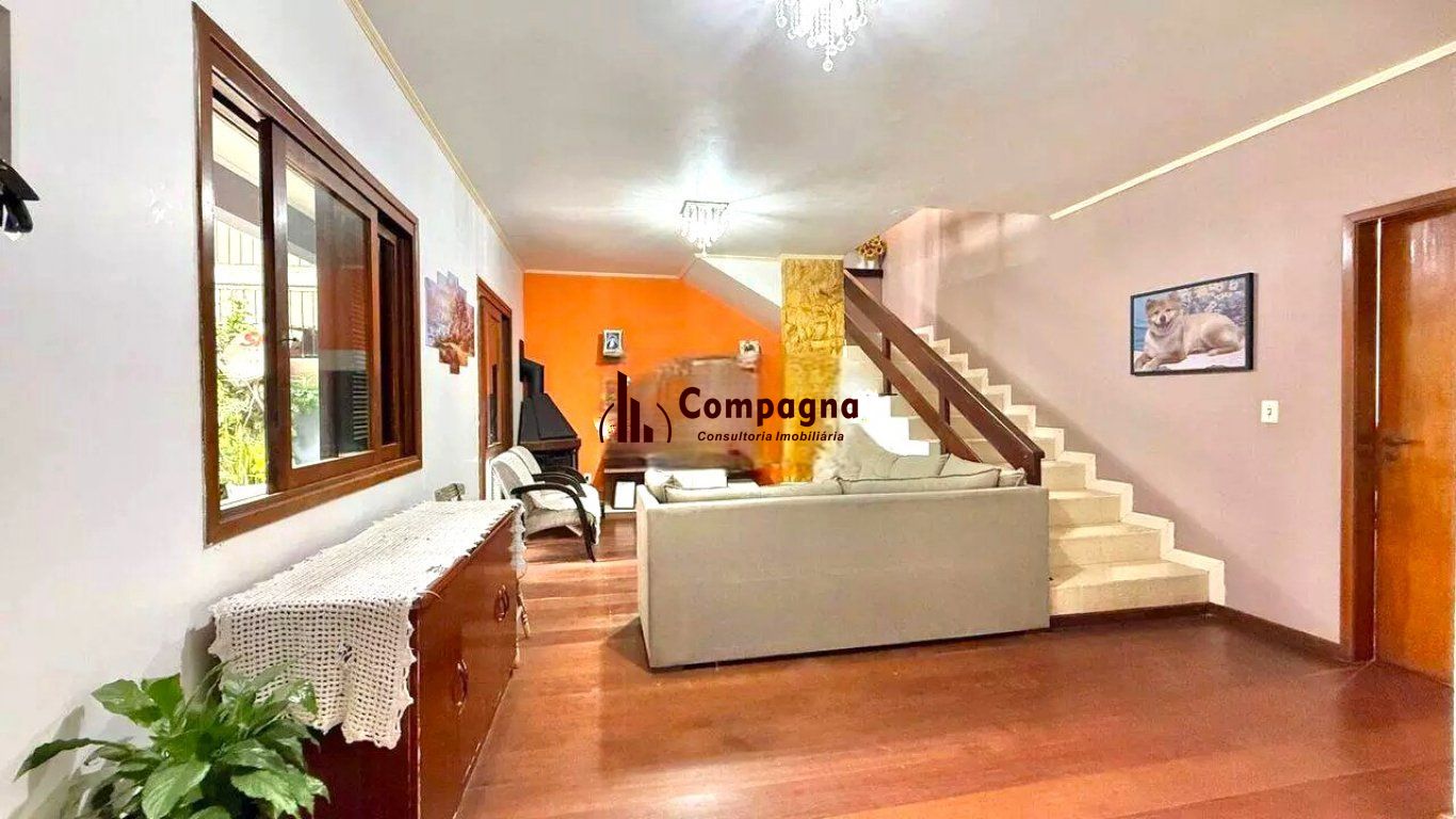 Casa de 3 dormitórios e  com 3 vagas de garagem no bairro City em Cachoeirinha. — foto 4