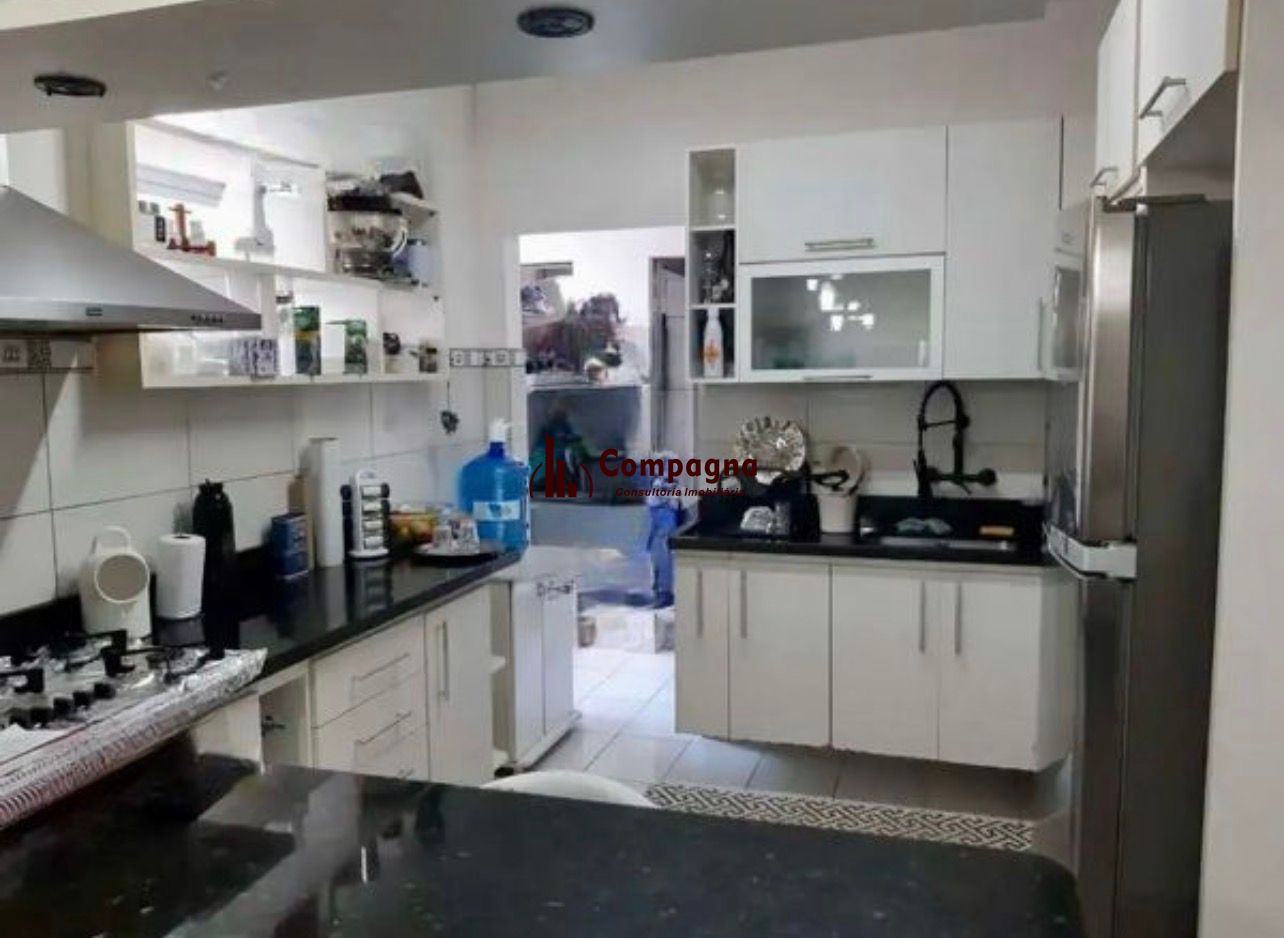 Apartamento à venda de 3 dormitórios, sacada e com 2 vagas no Bairro Rio Branco — foto 5