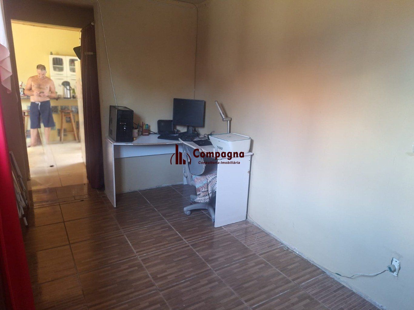 Casa de 3 quartos e 4 vagas de garagem em Canoas. — foto 5