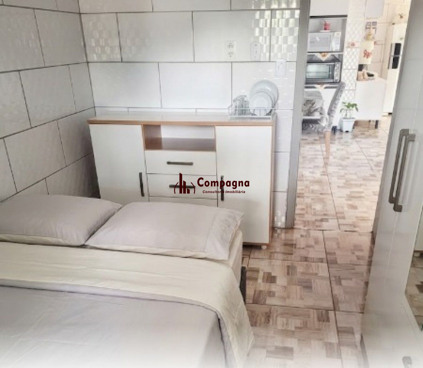 Casa de 3 dormitórios e 2 vagas de garagem em Canoas. — foto 3
