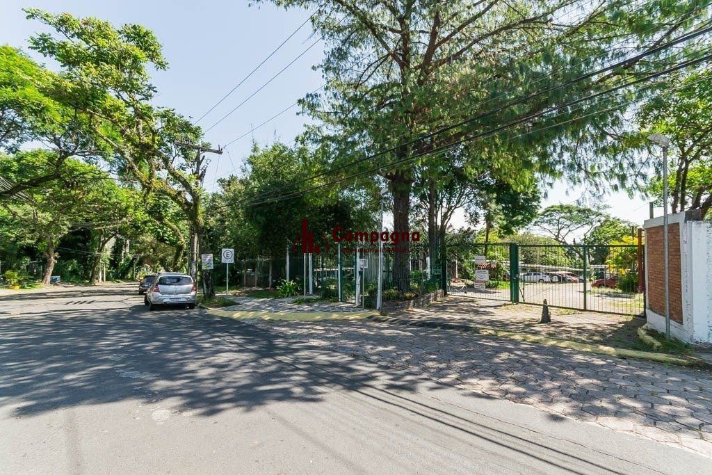 Apartamento térreo de 2 dormitórios e 1 vaga no bairro Nonoai — foto 3