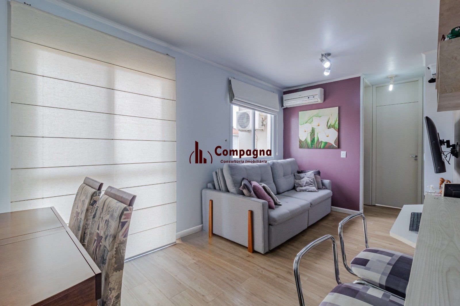 Apartamento com 2 dormitórios e 1 vaga de garagem escriturada no Bairro Humaitá — foto 3