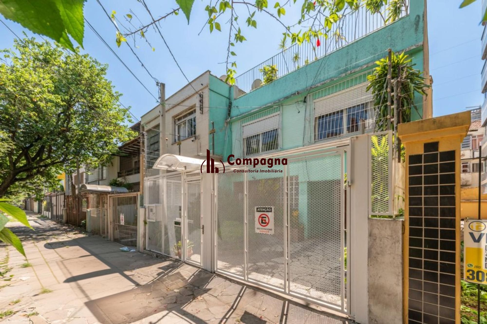 Casa 3 quartos, 2 suítes, 3 vagas no Rio Branco