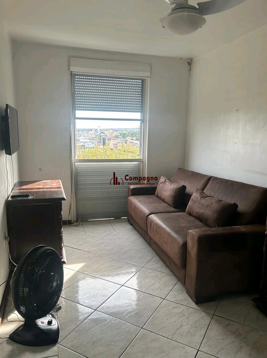 Apartamento de 2 dormitórios, 1 vaga, elevador no bairro Humaitá