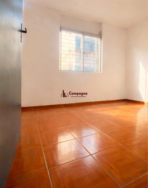 Apartamento Térreo, com 2 quartos, portaria e pátio  no bairro Rubem Berta — foto 3