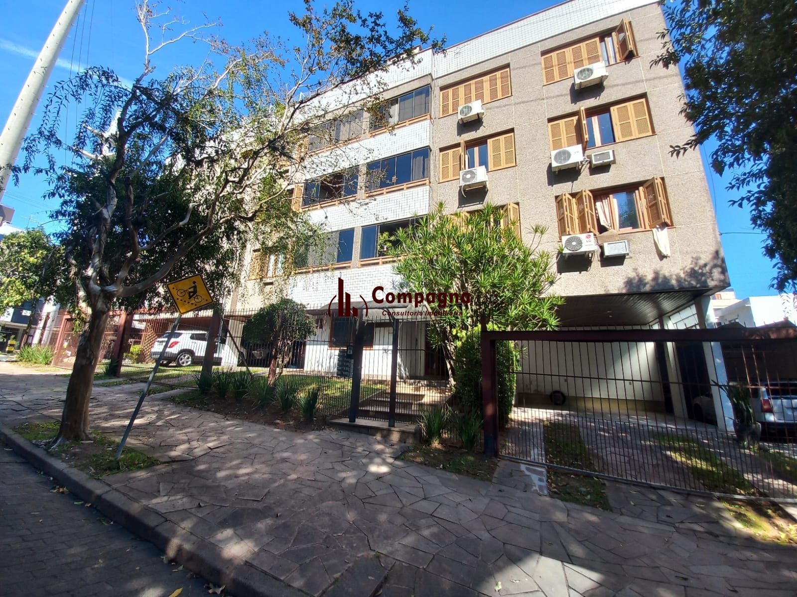 Apartamento com 3 quartos, 1 suíte, sacada e 3 vagas no Bairro jardim Itu — foto 2
