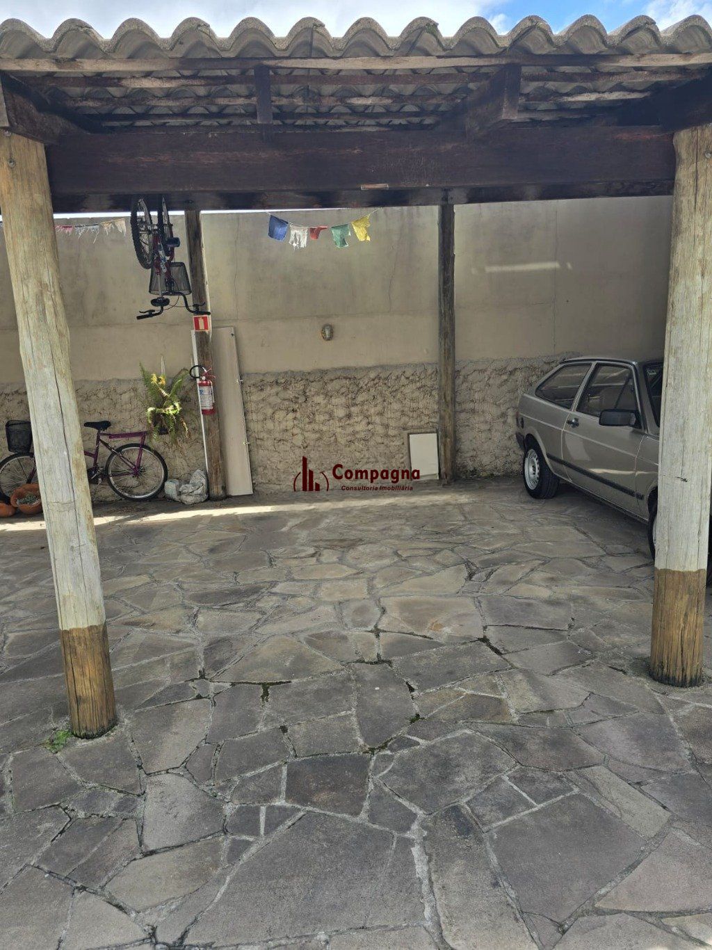Casa de 3 dormitórios com  uma vaga de garagem no bairro Niterói Canoas. — foto 5