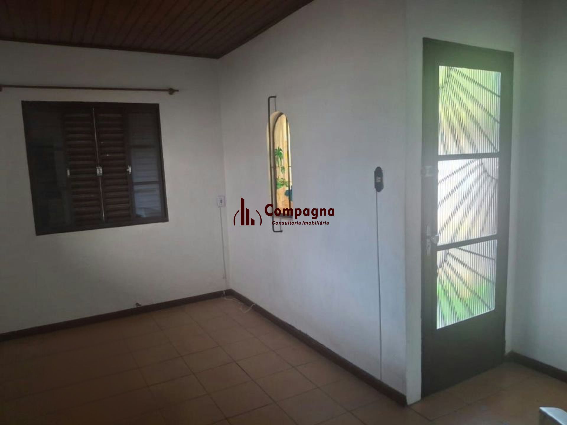 Casa 2 dormitórios com pátio e 3 vagas no Camaquã — foto 4