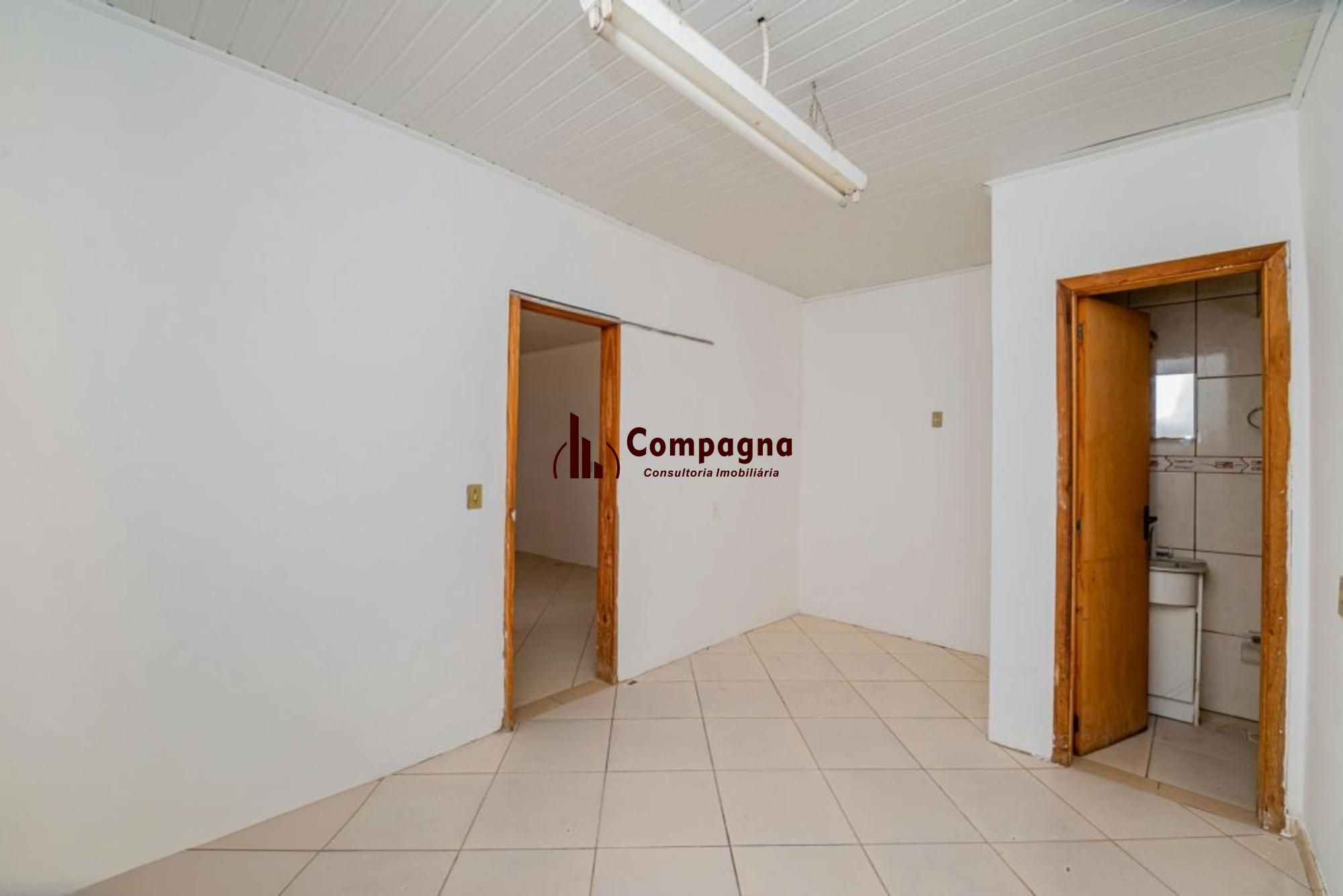 Casa de 2 dormitórios, churrasqueira, pátio, 4 vagas no bairro Ipanema — foto 4