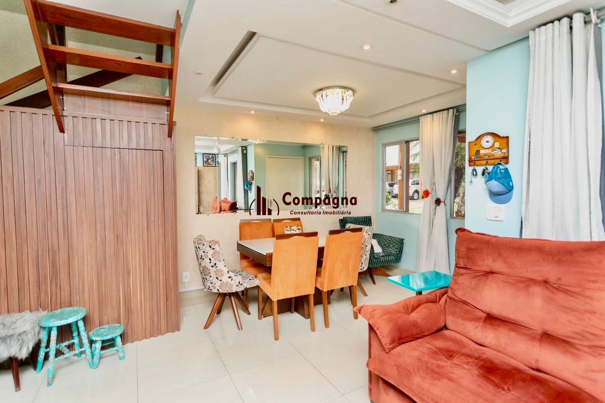 Casa de 2 quartos com 2 vagas cobertas em condomínio fechado em Porto Alegre — foto 2