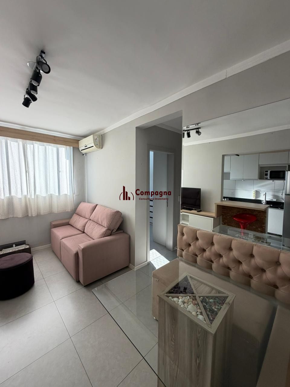 Apartamento com 2 quartos e 1 vaga de garagem no Bairro Sarandí — foto 2