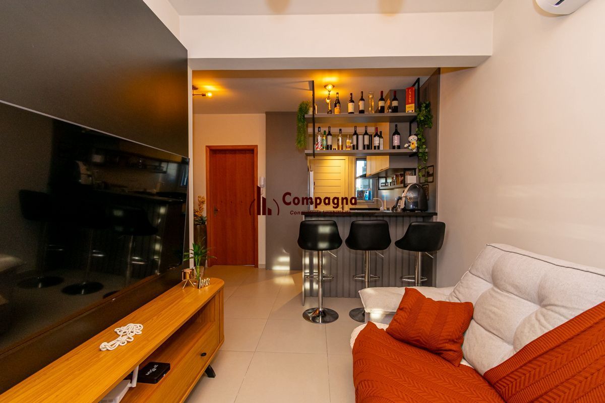 Casa 2 Dormitórios no Villaggio Blu, Pátio, 2 Vagas, Semi-Nova em Cachoeirinha — foto 3