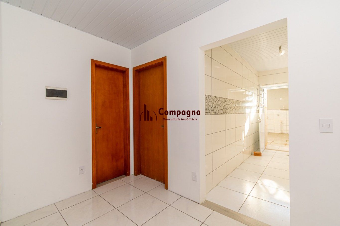 Casa de 2 dormitórios e 2 vagas de garagem em Cachoeirinha. — foto 5