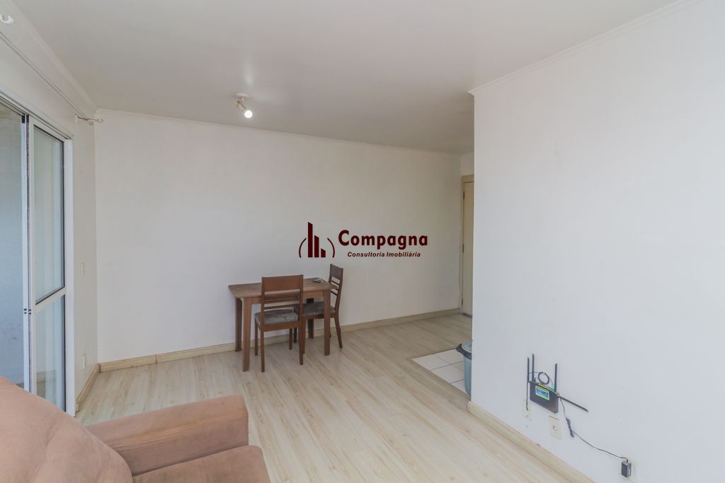Apartamento com 2 dormitórios e 1 vaga de garagem no Bairro Humaitá — foto 4