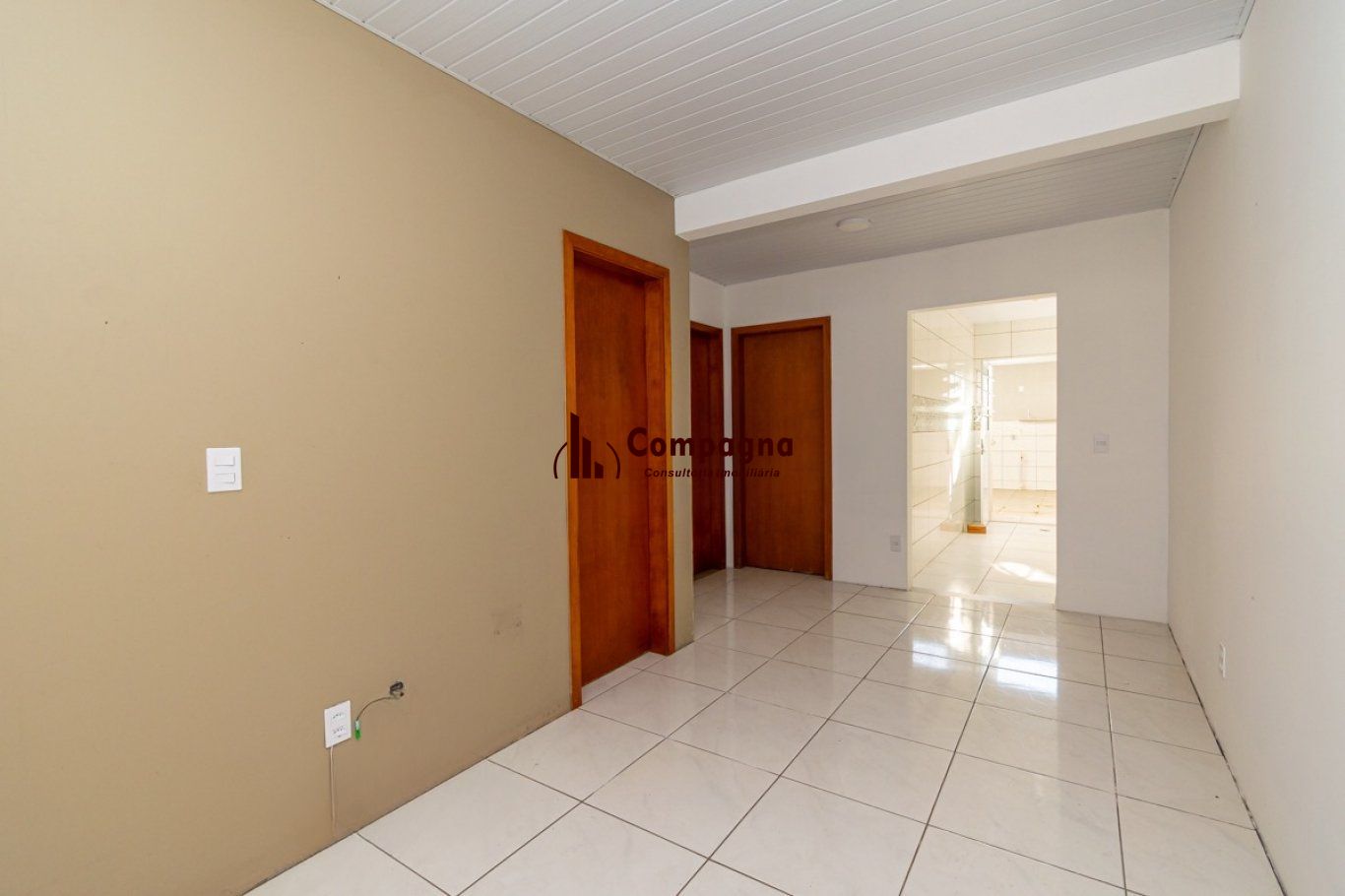 Casa de 2 dormitórios e 2 vagas de garagem em Cachoeirinha. — foto 3
