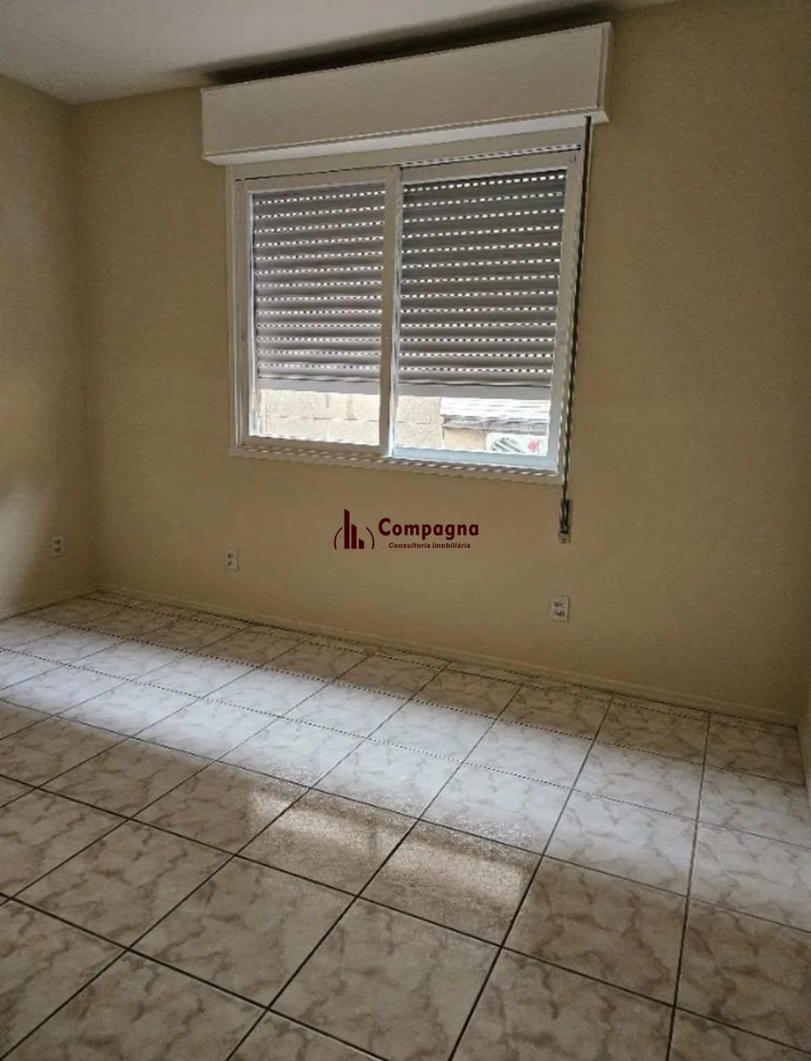 APARTAMENTO, 2 DORMITÓRIOS NO BAIRRO AZENHA EM PORTO ALEGRE PARA COMPRAR — foto 2