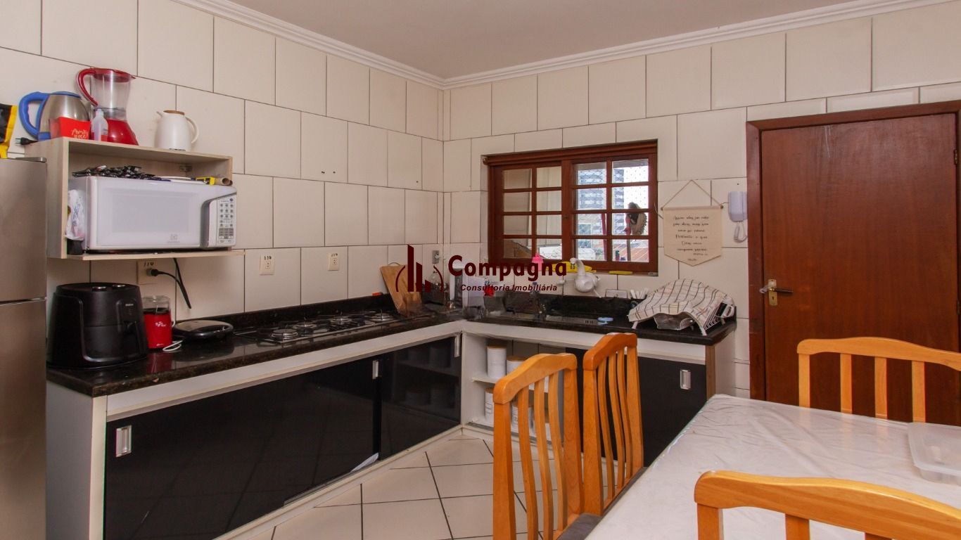 Apartamento à venda com 3 quartos e com sacada no bairro Partenon — foto 4