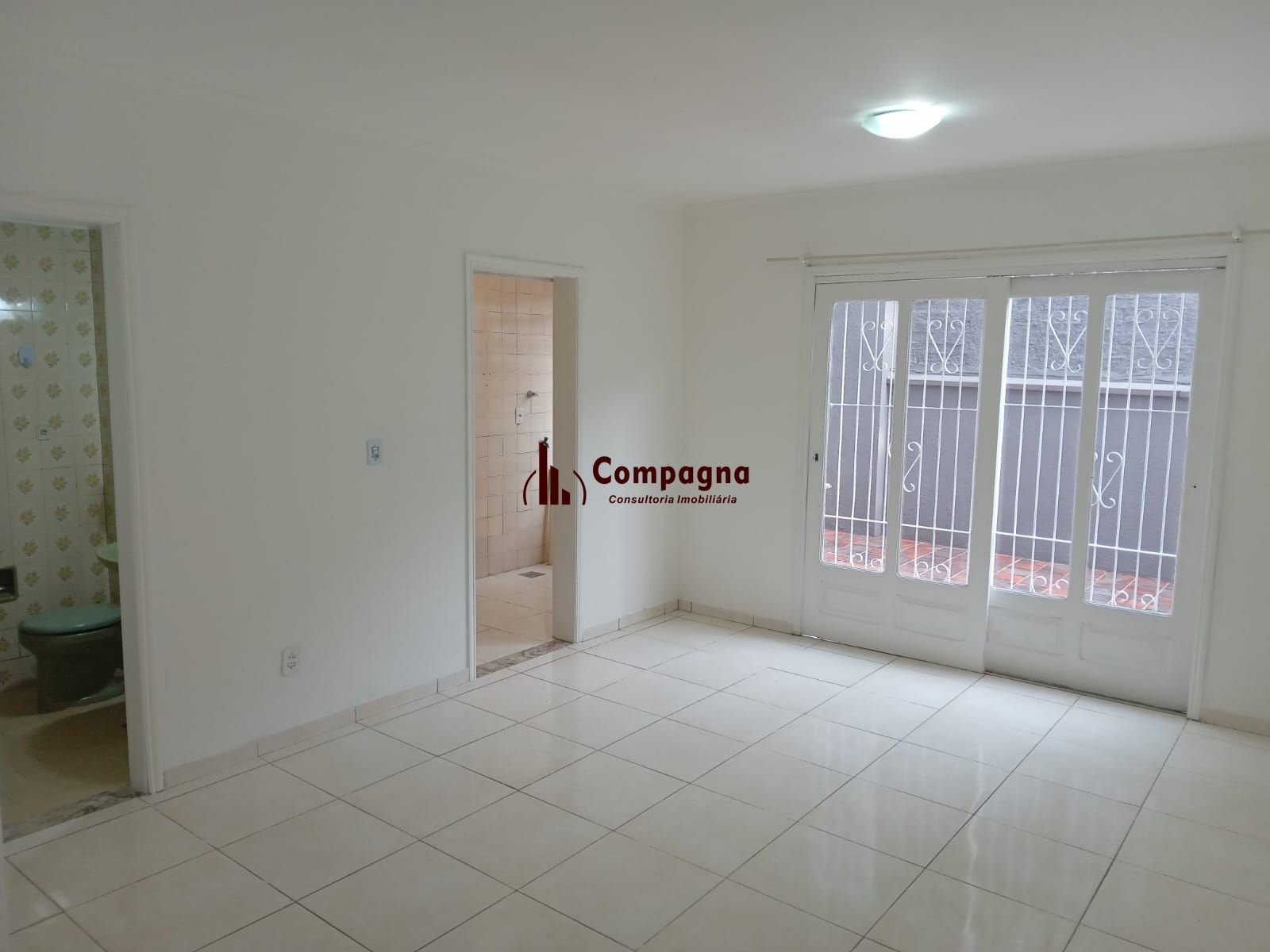 Apartamento 01 dormitório térreo sem garagem e elevador — foto 4
