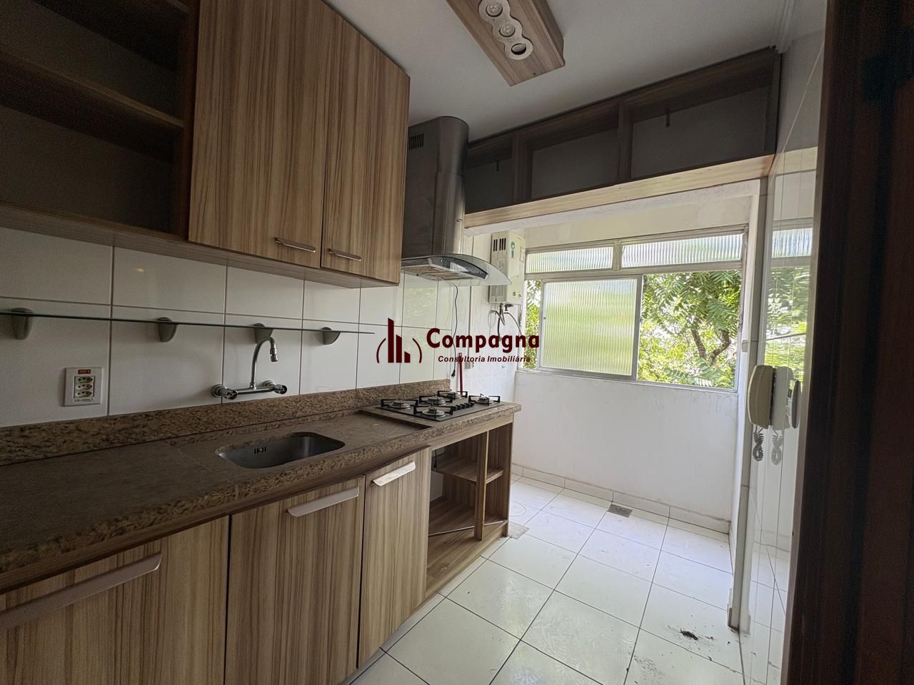 Apartamento com 03 dormitórios com 01 vaga de garagem escriturada — foto 2