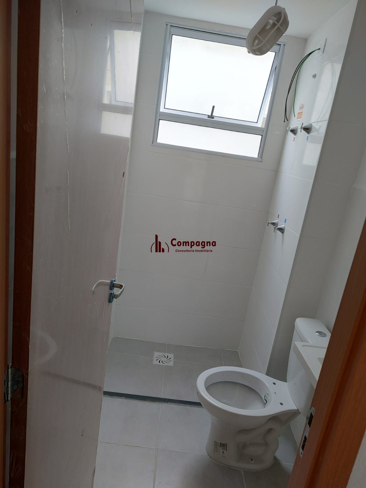 Apartamento 02 dormitórios com estacionamento rotativo no Bairro Restinga — foto 4