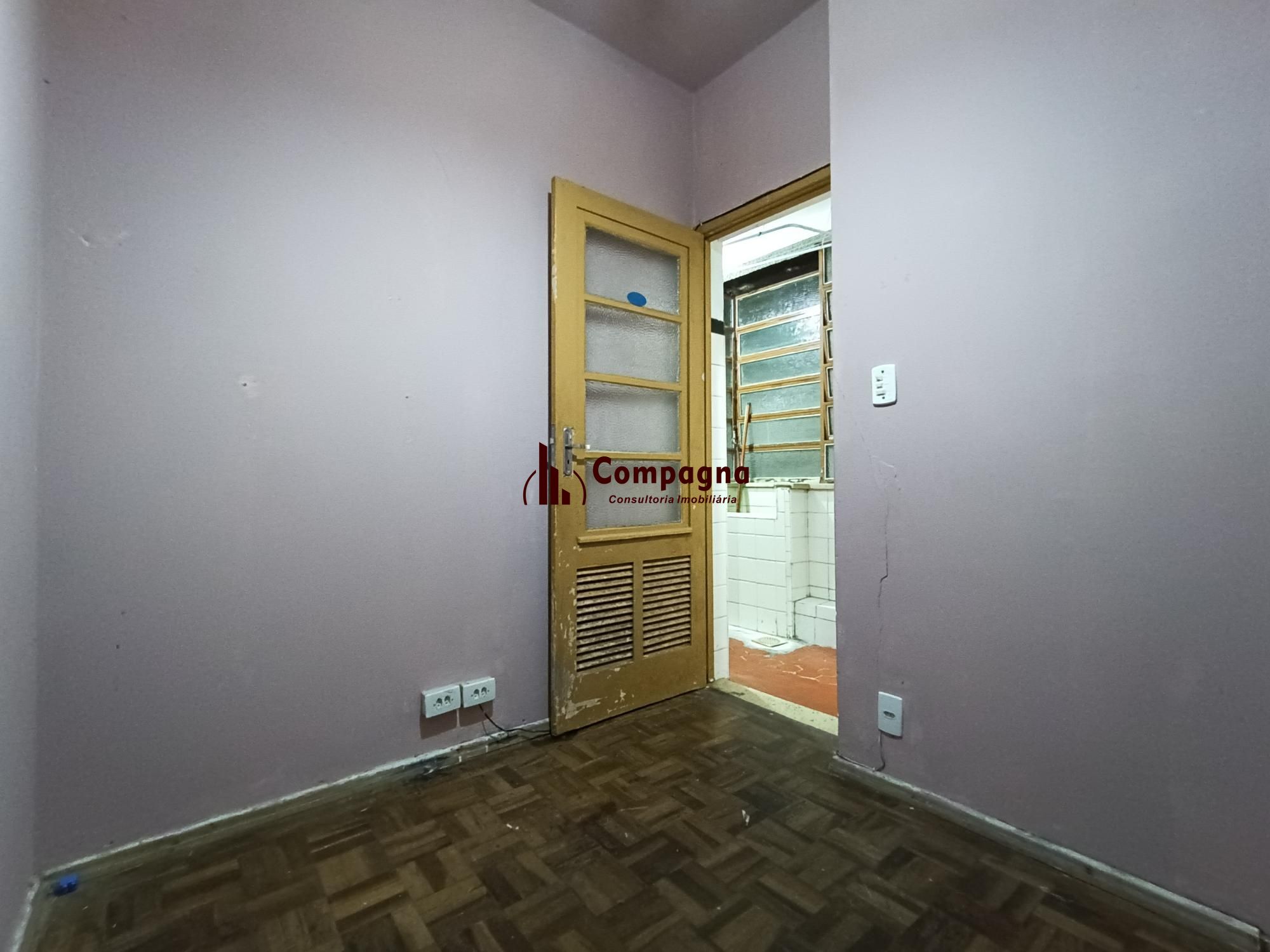 Apartamento com 01 dormitório com garagem — foto 4