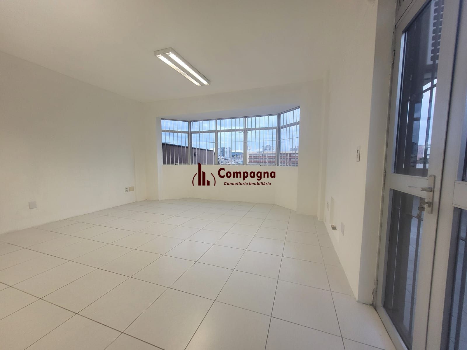 sala comercial com garden no Jardim Lindóia — foto 2