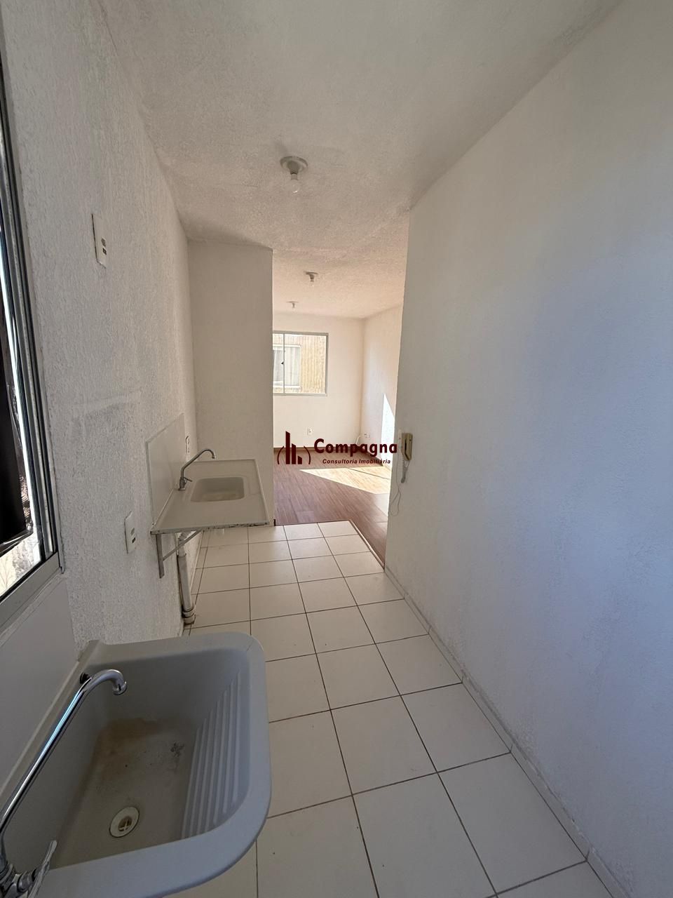 Apartamento com 02 dormitórios com vaga. Aceita venda assistida — foto 4