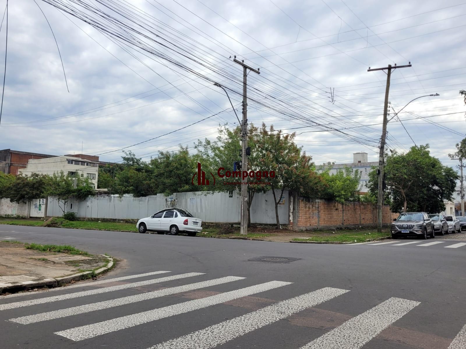 Terreno de esquina 847m² — foto 3