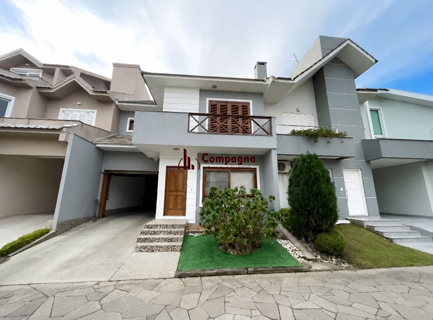 Casa de Condomínio 3 quartos à venda, 208m², Ecoville - Porto Alegre