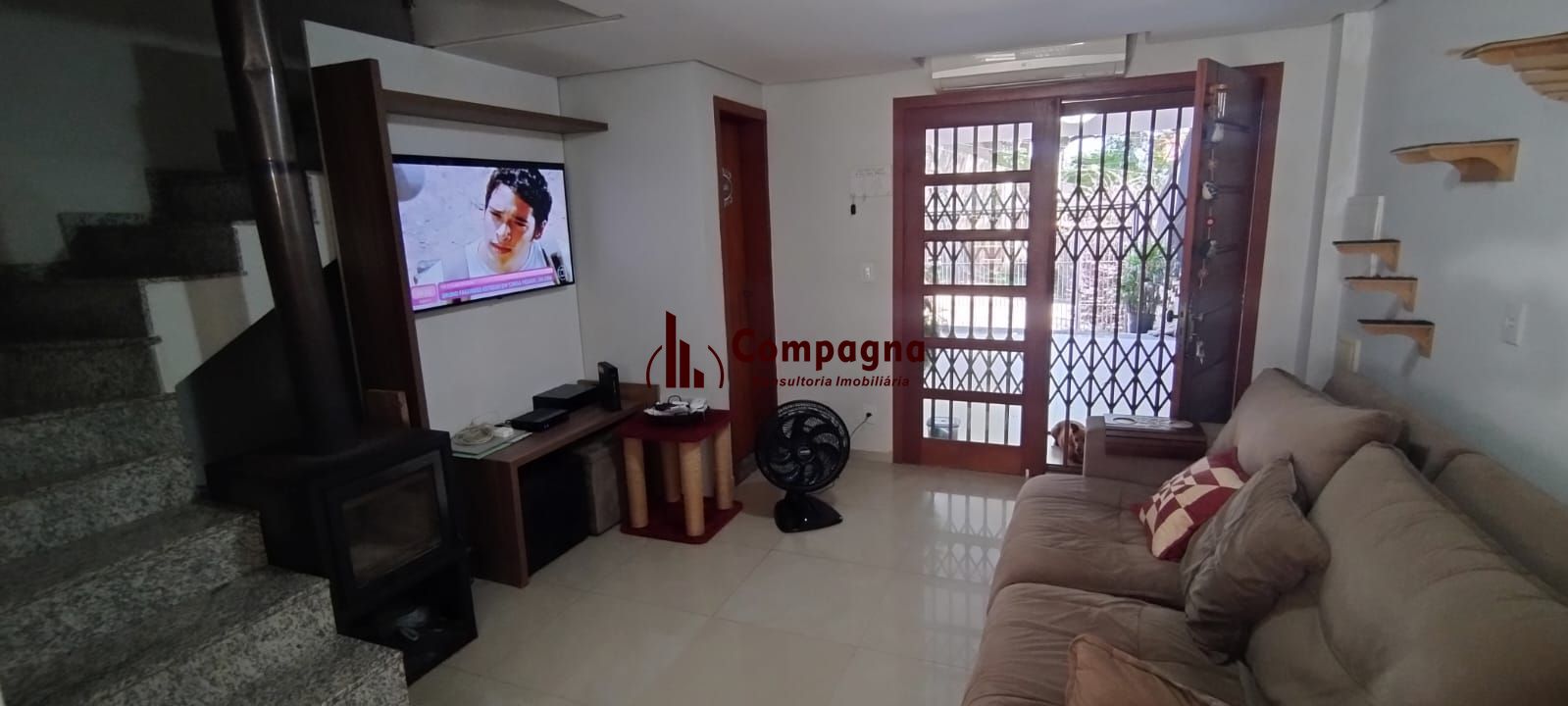 Linda Residência com 3 dormitórios, sendo 1 suíte á venda no Imperial Parque. — foto 3