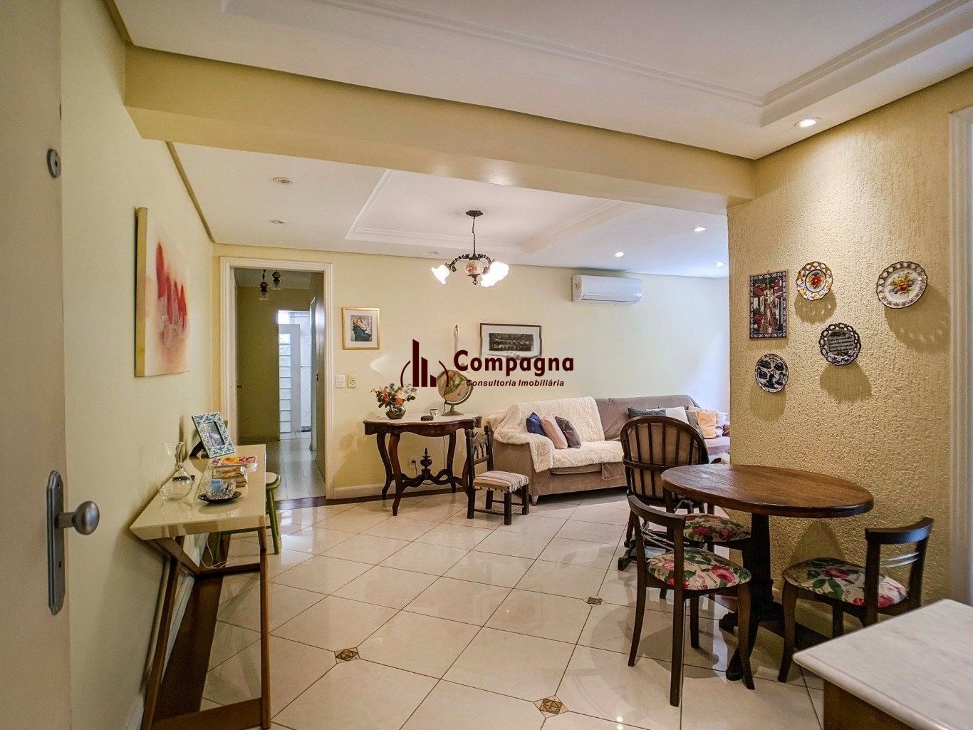 Apartamento à venda no bairro Menino Deus. Localizado em frente ao Parque Marinha do Brasil. O imóvel conta com 3 dormitórios e 1 vaga coberta. — foto 5
