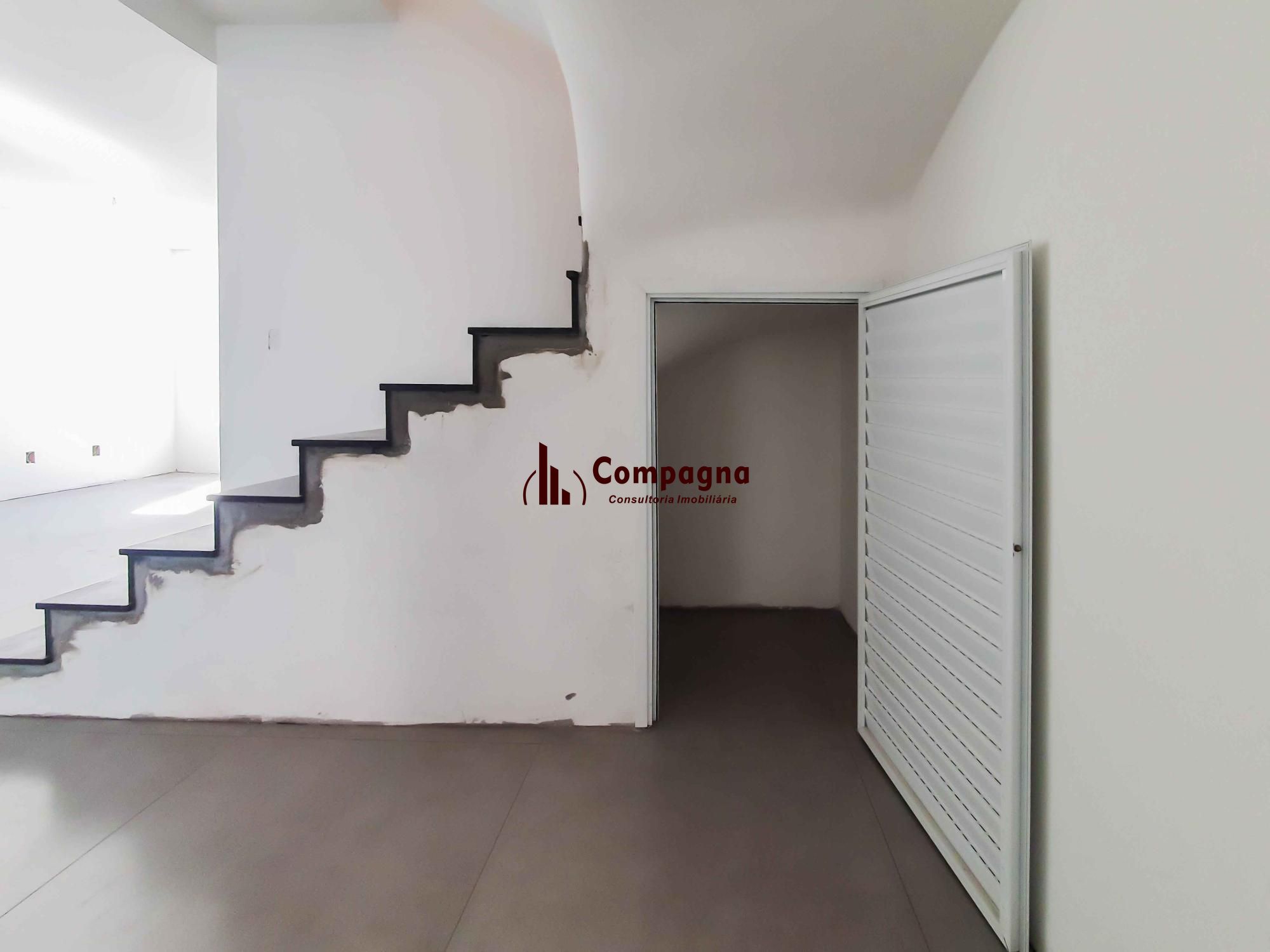 Casa em condomínio 4 D, sendo um dormitório no térreo, 168 m², garagem coberta — foto 5