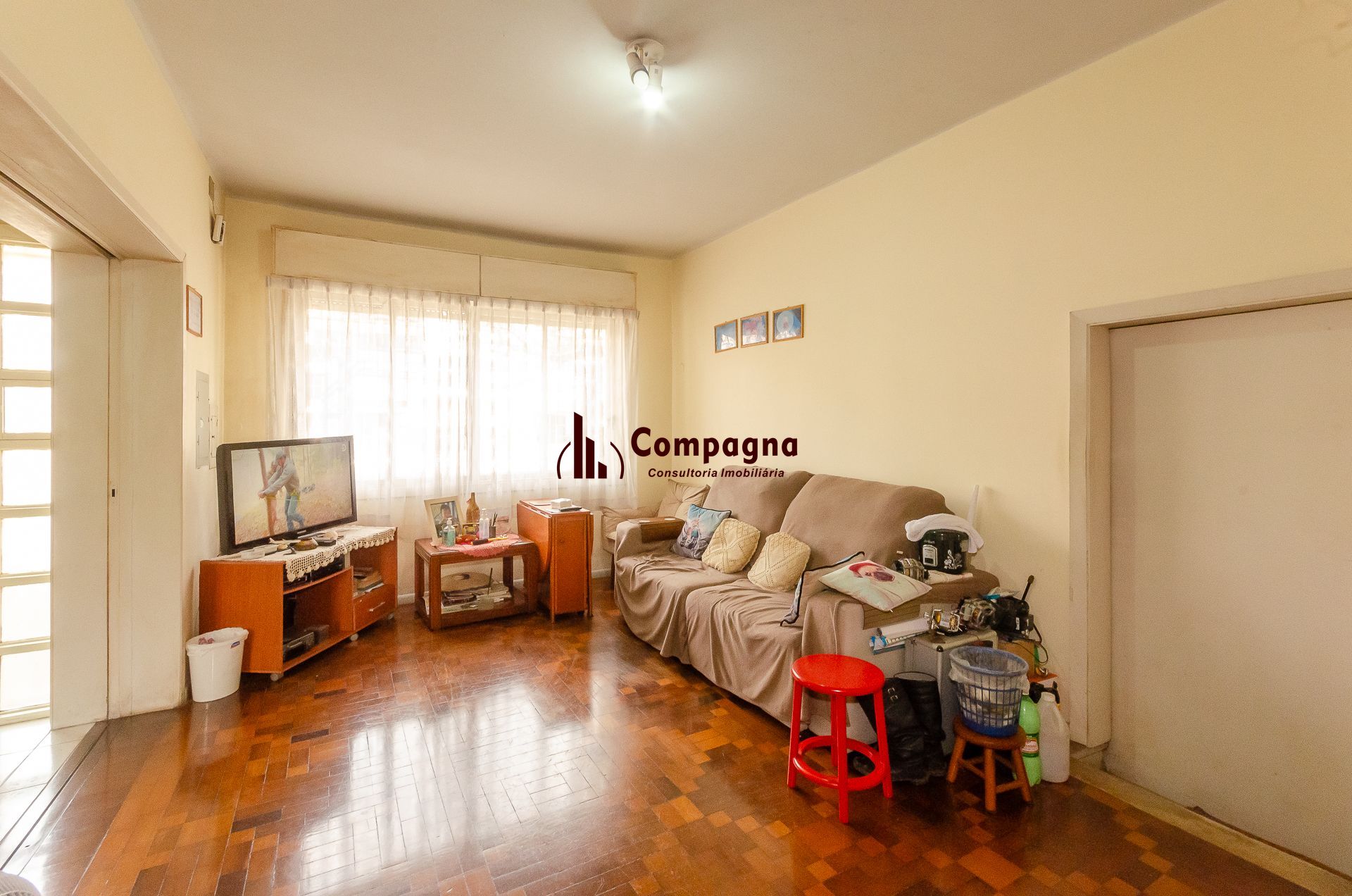 Ampla casa no bairro Petrópolis — foto 3