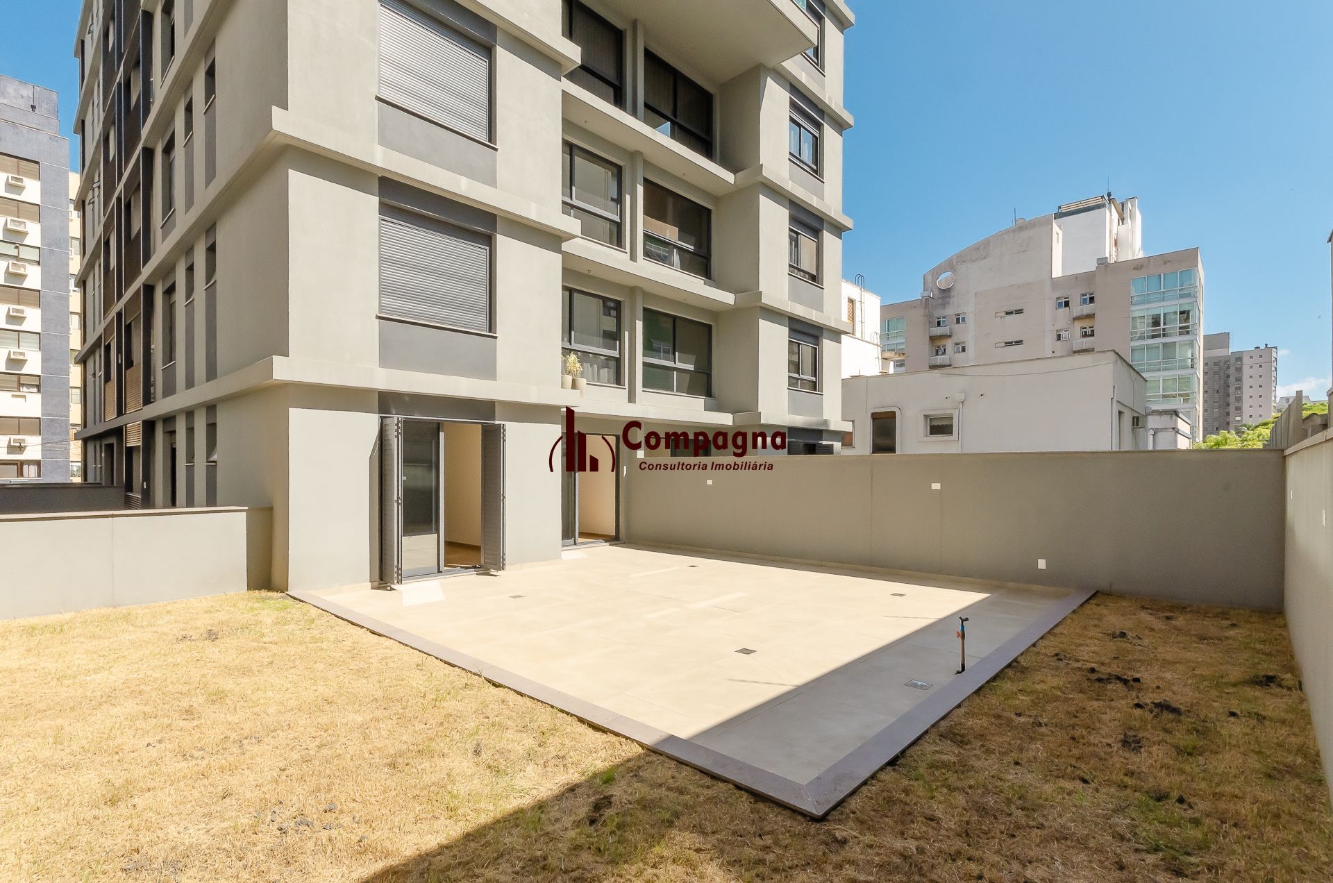 Idea Eça de Queiroz Apartamento Garden de 2 dormitórios no Bairro Petrópolis