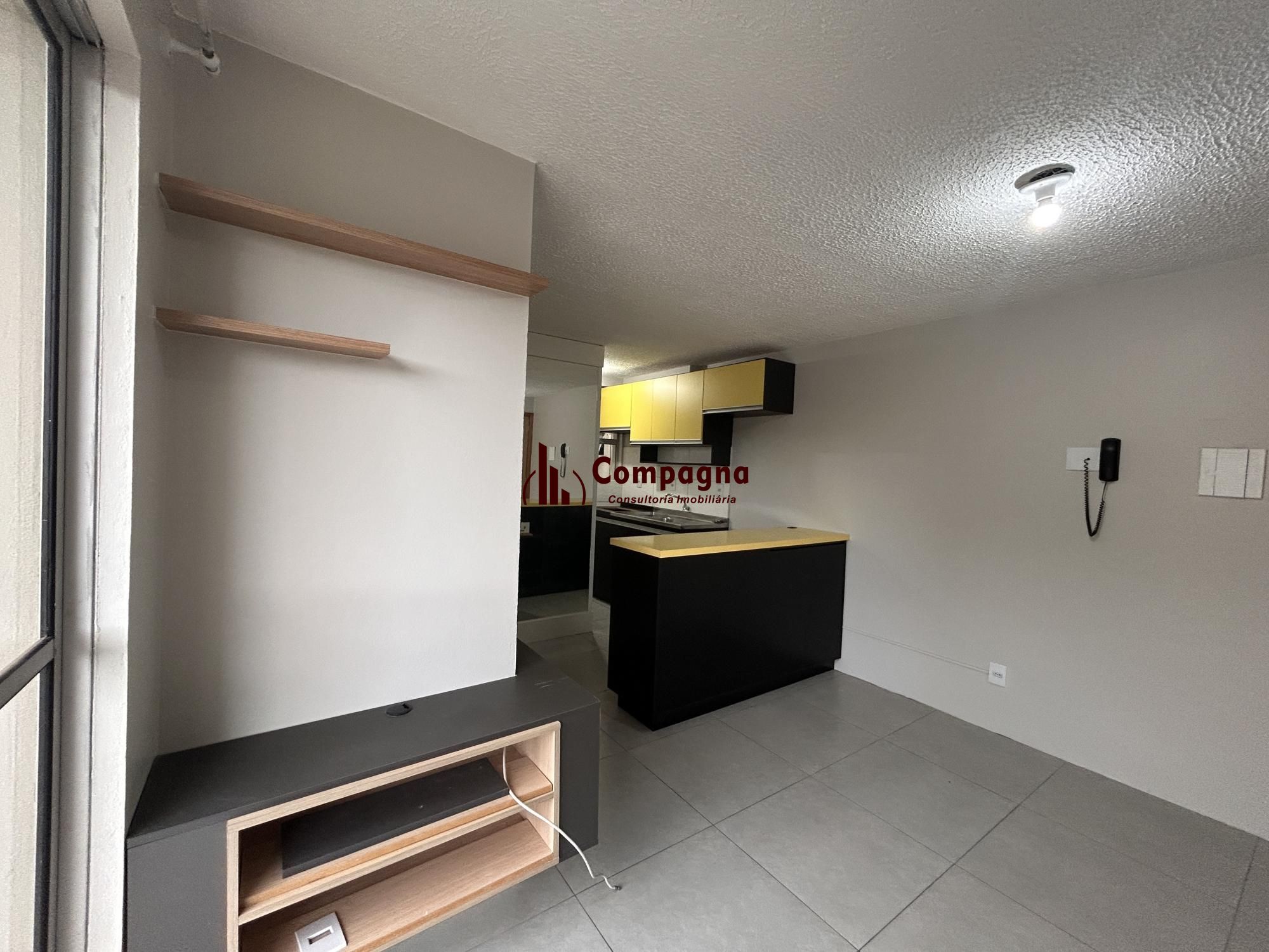 Apartamento 2 dormitórios com sacada e garagem | Condomínio com portaria 24h e lazer — foto 2