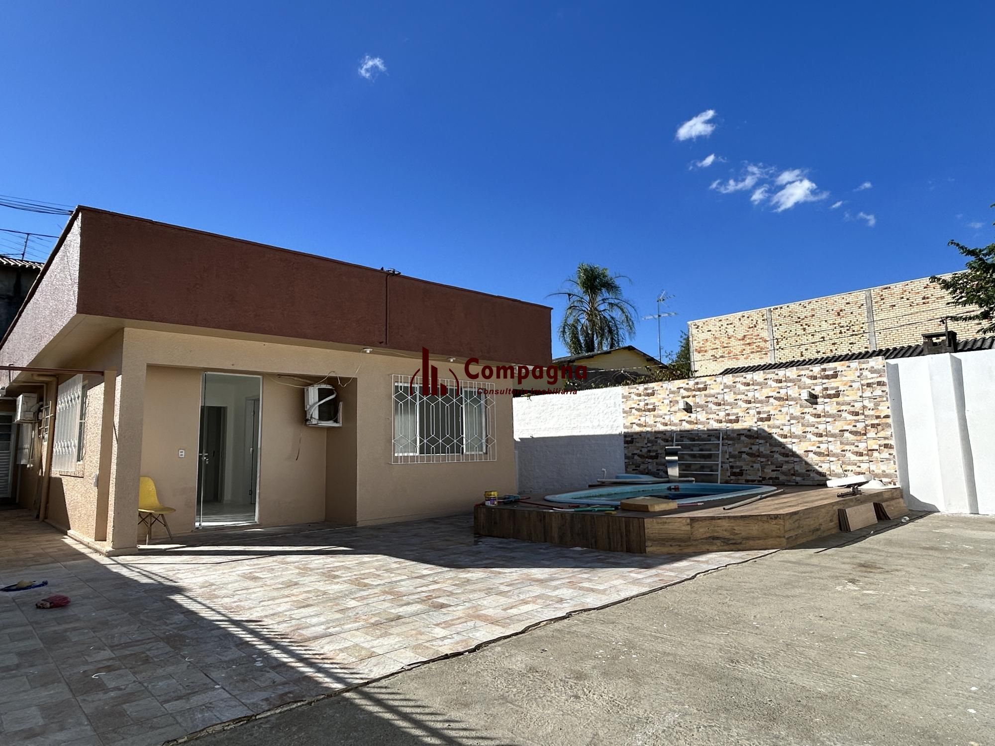 CASA TÉRREA  À VENDA - HARMONIA - CANOAS / RS
